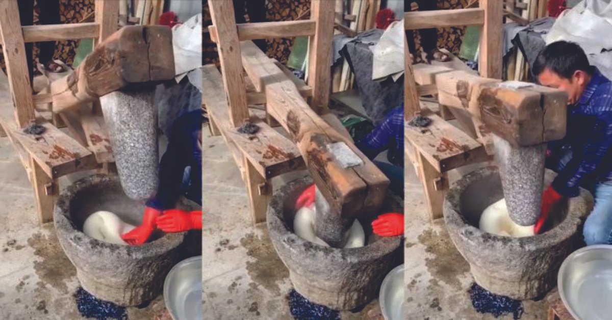 What China Cannot Invent Does not Exist- Chinese man invents fufu pounding machine, demonstrates how to use it- Video